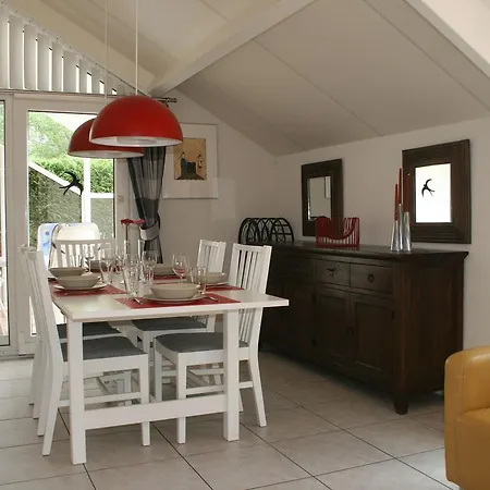Willa Comfortable With Terrace In A Pleasant Village Daumazan-sur-Arize